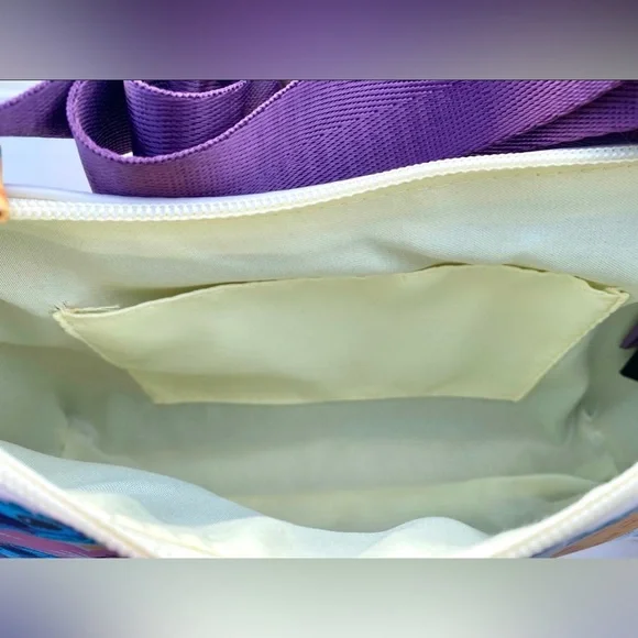 Stitch🍍Crossbody Bag - Picture 6 of 8